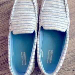 Gently Used Skechers Blue Casual Flats with Nautical Design